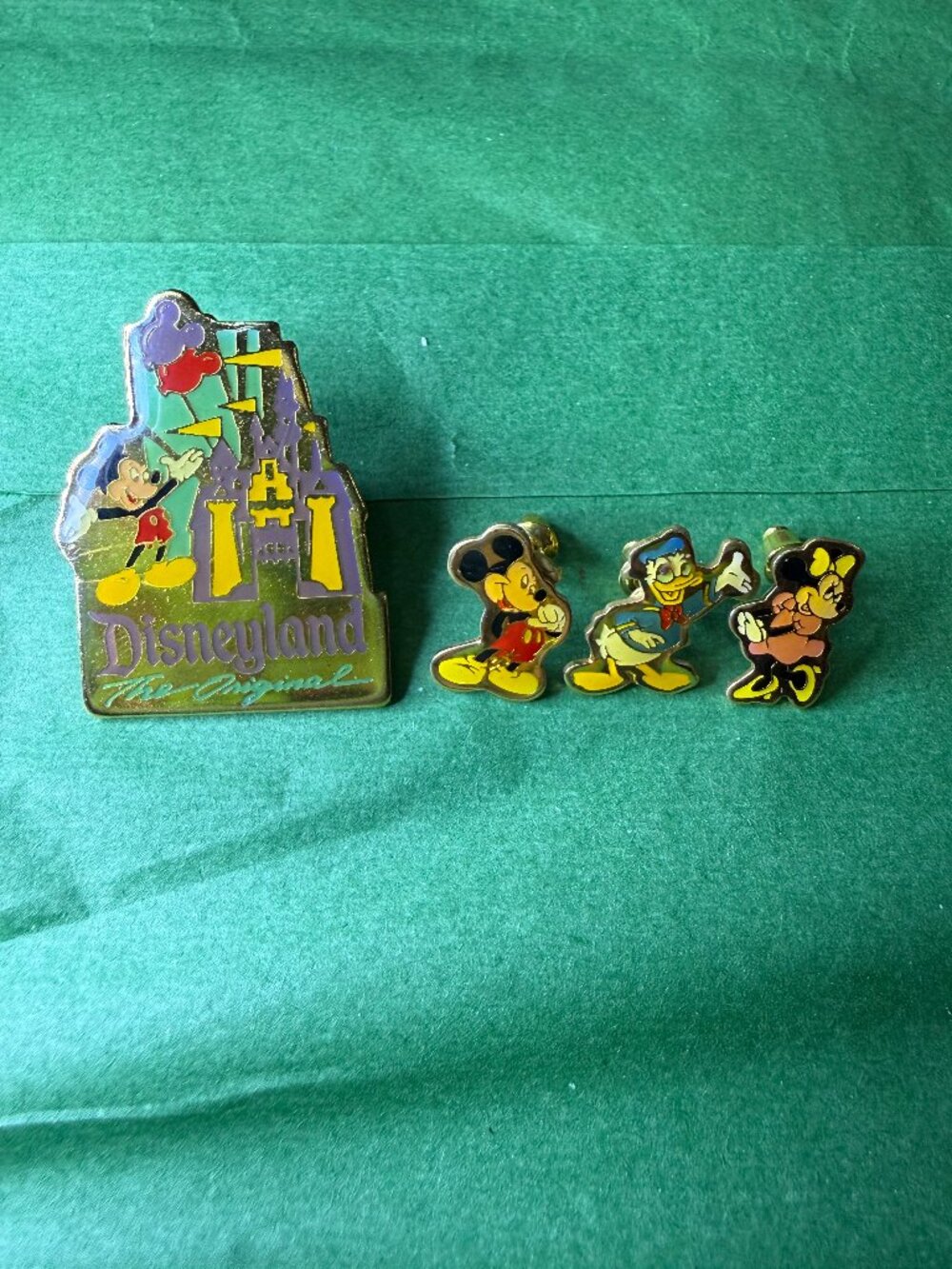 Vintage Disneyland The Original Lapel Pin Gold Tone Mickey Enamel + 3Mini Pins